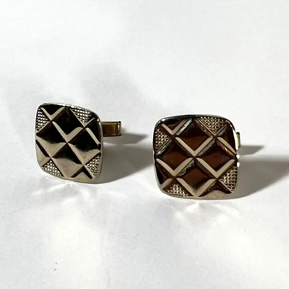Gold Tone Quilted Cufflinks, Vintage Retro Mid Century Cuff Links